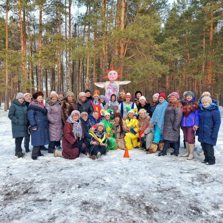 Эй, веселей, собирайся, народ! Нынче Масленица в гости идёт! 