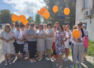 Приняли участие в торжественном шествии трудовых коллективов в День города